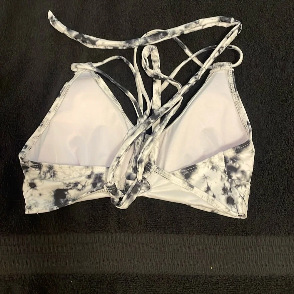 Holipick Women's Black and White Tie-Dye Bikini Top nwt medium